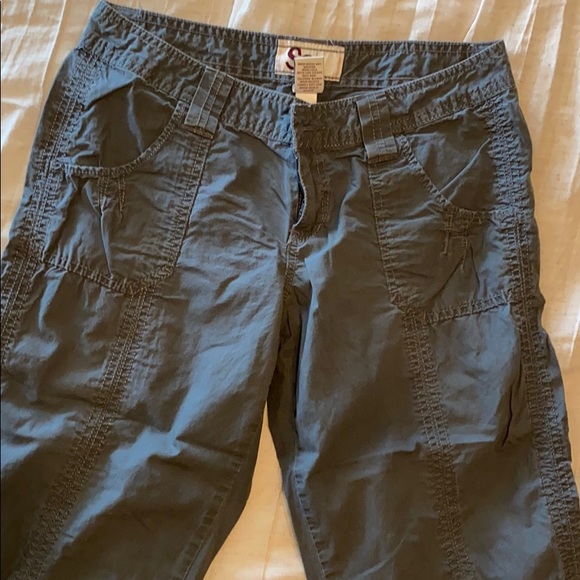 So Cargo Capris - Picture 3 of 10